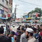 বরিশালে দুদক অফিসে হামলা,বিএনপি অফিস ভাঙচুর ও আগুন