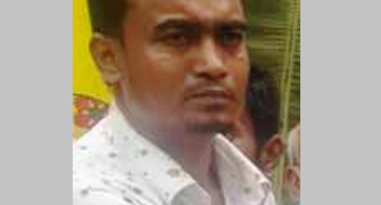 বাউফলে পুর্ব শত্রুতার জের ধরে পিটিয়ে শাহীন নামে একজনকে কুপিয়ে হত্যা 5 sahin ptk