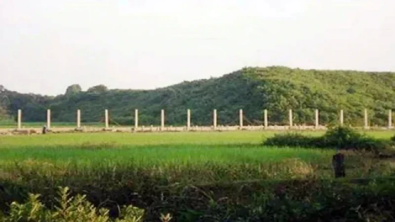 বাংলাদেশে রোহিঙ্গা অনুপ্রবেশ শুরু,বোমা-মর্টারশেলের শব্দে কাঁপছে সীমান্তের বাড়িঘর 5 news 1725796280260