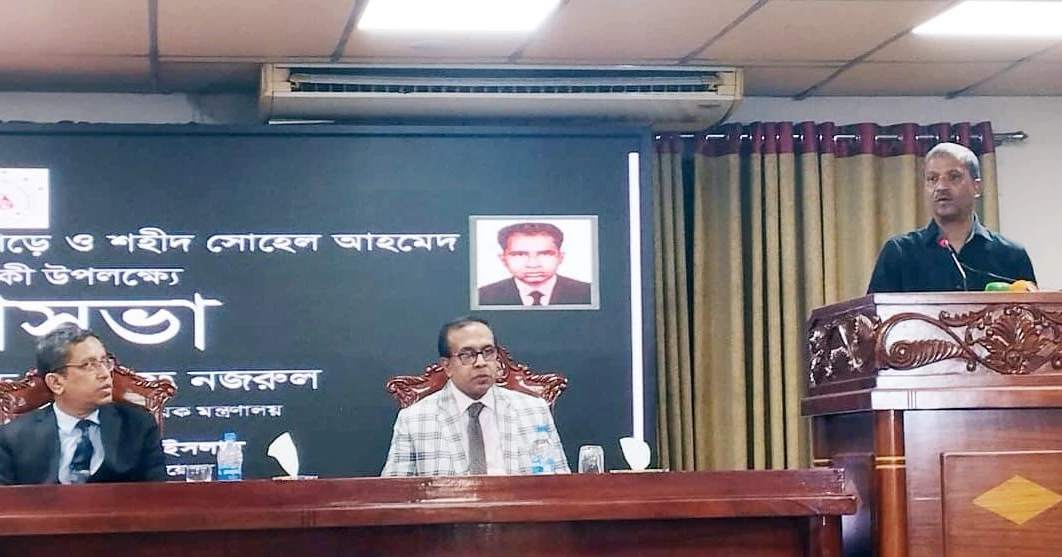 মৌলবাদ থেকে দেশকে রক্ষা করতে হবে: আসিফ নজরুল 5 5310095