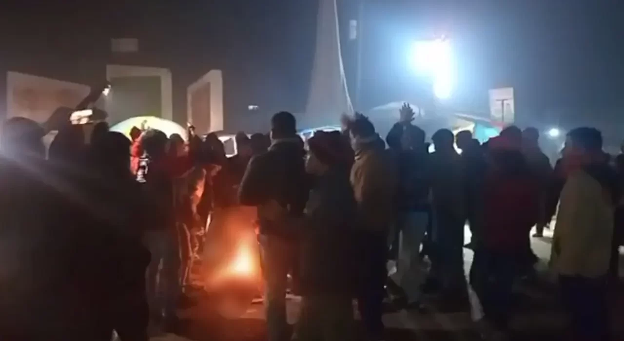 হরতালের ডাক বিএনপির 5 image 160306 1738370155
