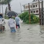 টাঙ্গুয়ার হাওরে আগুনে পুড়ে গেছে পর্যটকবাহী নৌকা