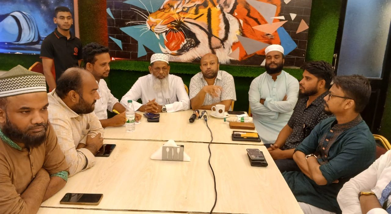 আমরা সমস্যা সমাধানের জন্য নিরলসভাবে কাজ করে যাচ্ছি: বরিশালে ব্যারিস্টার ফুয়াদ 5 IMG 20250612 WA0068