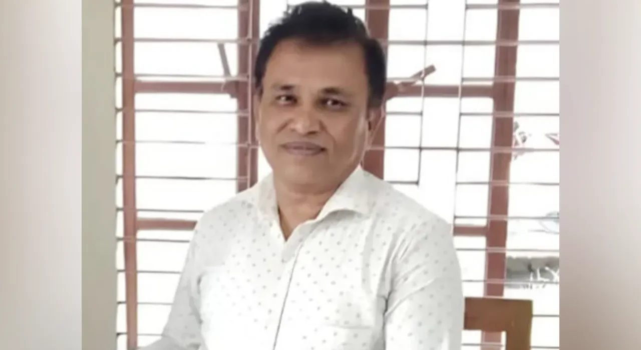পিরোজপুরে জাল সনদে সাবেক এমপির স্ত্রীকে নিয়োগ, অধ্যক্ষ হাজতে 5 ঠাকুর চাঁদ মজুমদার