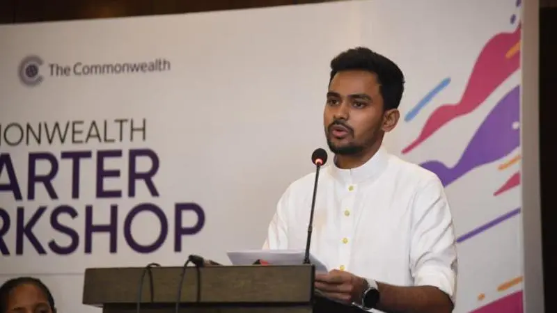 হাঁসের মাংস খাওয়ার কথা বলে সমালোচনার মুখে আসিফ মাহমুদ 5 5d882d90 79e6 11f0 ab39 5f560085c471.jpg