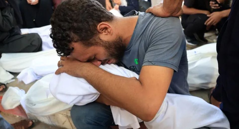 গাজায় ইসরাইলি হামলা জোরদার, নিহত ৬৩ হাজার ছাড়ালো 8 gaza 77 68b3bb02c4131