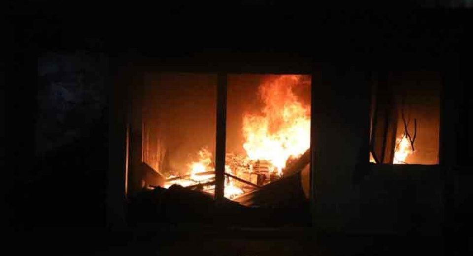 1 28f80d76a016fb3fdee3eab925c672dc