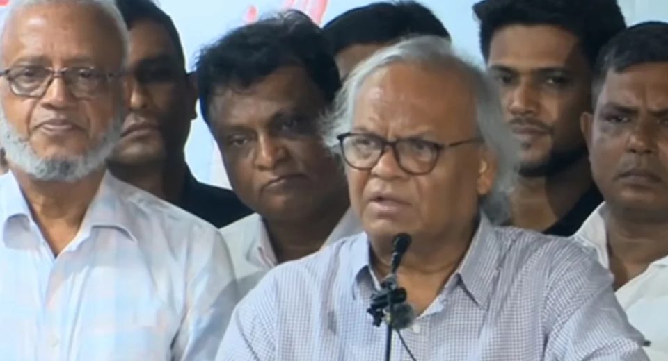 জামায়াতের ইন্ধন দেখা যাচ্ছে আ.লীগ পুনর্বাসনে: রিজভী 14 image 1758789484 jcdbpFRGdS9G9bT0H7611ZCS0Y3WiOjp3FJPDOtb