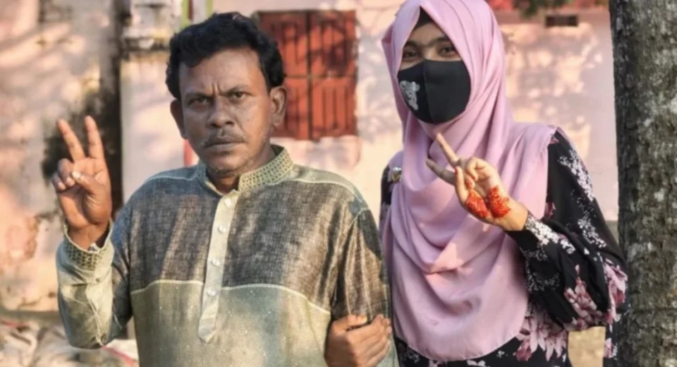 একসঙ্গে এইচএসসি পাস বাবা-মেয়ে 13 0d1177f771ebc294b349caac605a9f0a 68f33167631eb