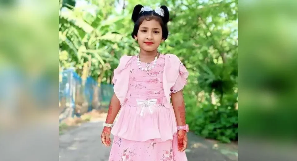 কুষ্টিয়ায় দুপুরে নিখোঁজ, রাতে ডোবায় মিলল শিশুর মরদেহ 7 Raisa Khatun 1759346833