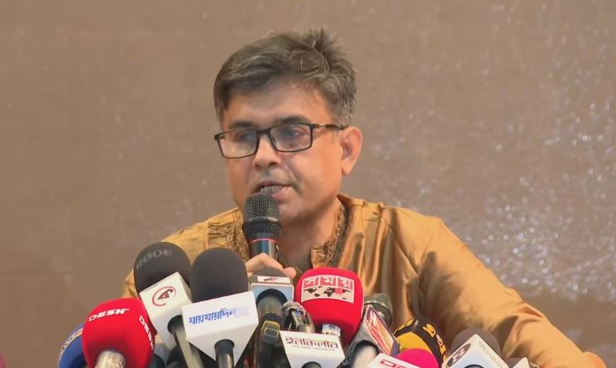 সশস্ত্র বাহিনীর আর কোনো কর্মকর্তার বিরুদ্ধে গ্রেপ্তারি পরোয়ানা জারির পরিকল্পনা নেই : প্রেস সচিব 8 image 243046 1760198800