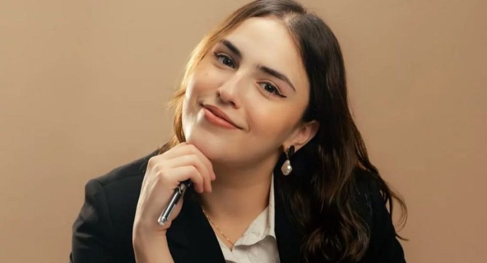 বৈষম্যের বিরুদ্ধে লড়ছেন মাহনুর ওমর।