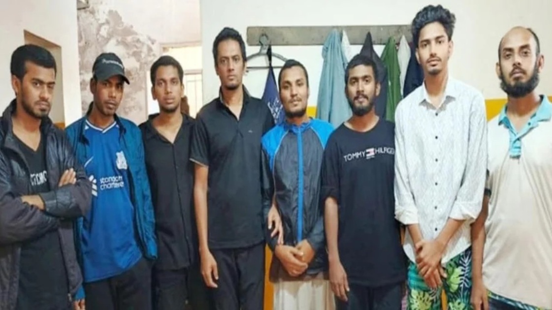 বরিশালের ৭০ যুবক