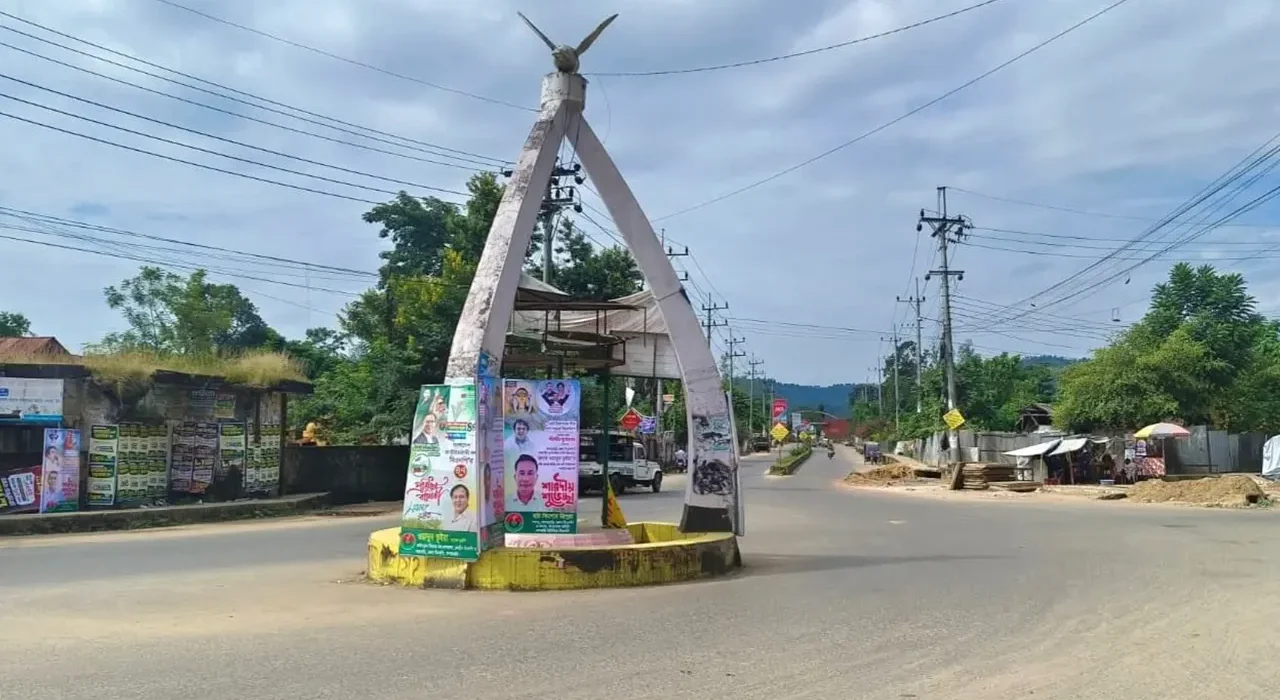 খাগড়াছড়িতে চলমান অবরোধ স্থগিত 5