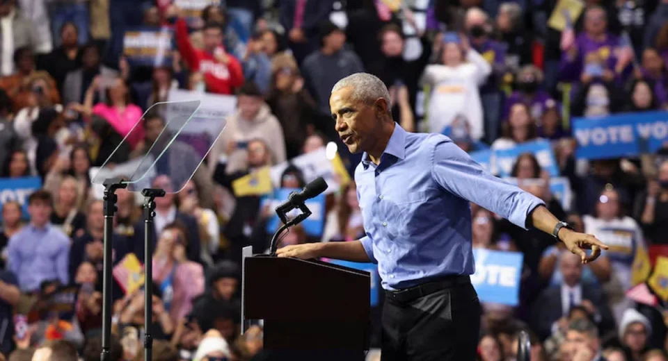 ট্রাম্পের 'অনাচার ও বেপরোয়া' কার্যক্রম রুখে দাঁড়ানোর আহ্বান ওবামার 8 obama