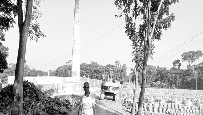 ঝালকাঠিতে সরকারি বিধিনিষেধ অমান্য করে বেড়েই চলেছে ইটভাটা 3 1