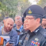 নিরাপত্তা ঝুঁকি :বাংলাদেশ থেকে কূটনীতিকদের পরিবার সরিয়ে নিচ্ছে ভারত